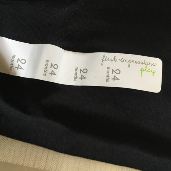 Gymboree girl 2 piece set size 2T. - Picture 7 of 7